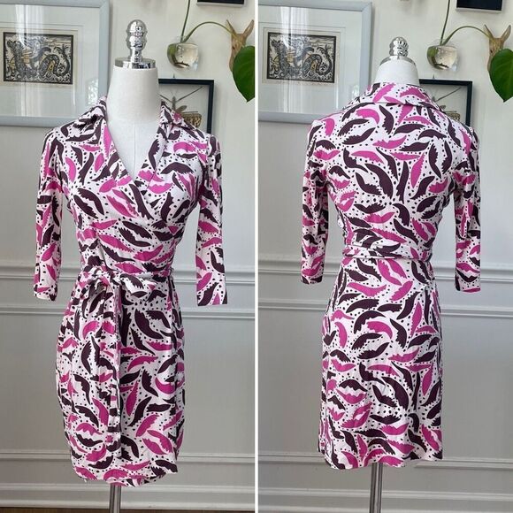 Diane Von Furstenberg Wrap Dress Feathered Leaves Pink Brown Silk 2 - Picture 1 of 8